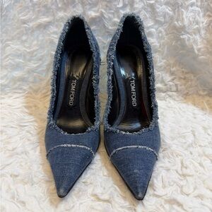 TOM FORD EUC Pointed Frayed Denim Pumps size 8.5
